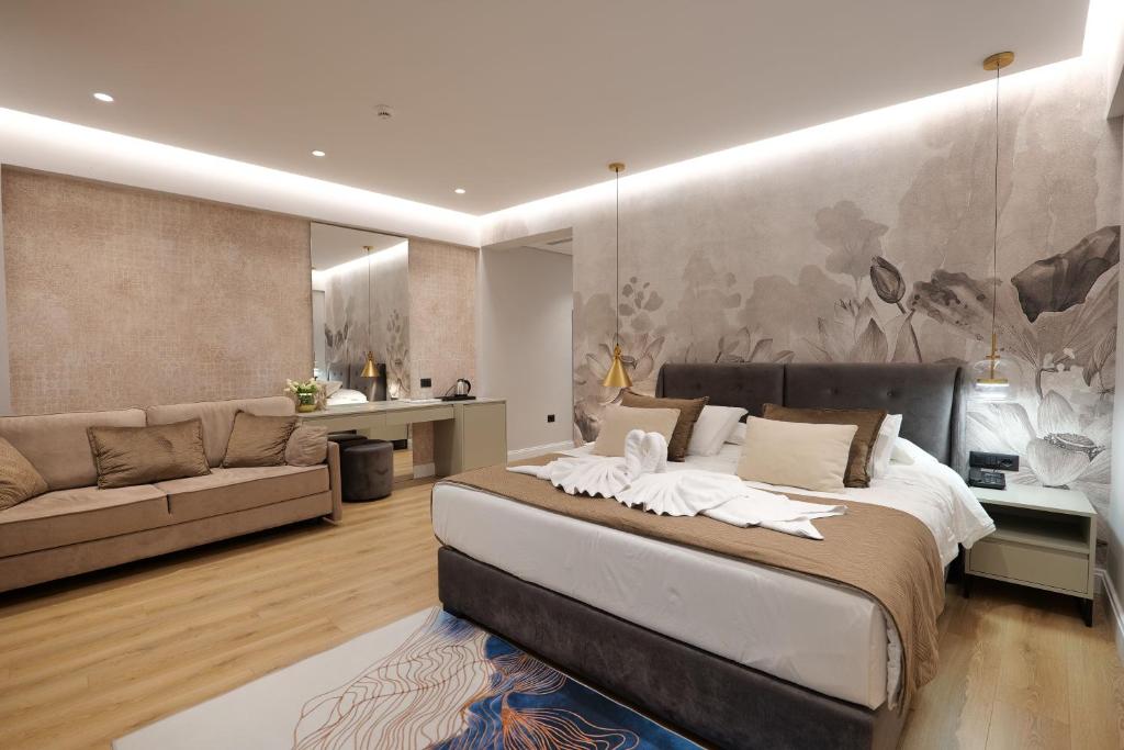 Double Room with Extra Bed