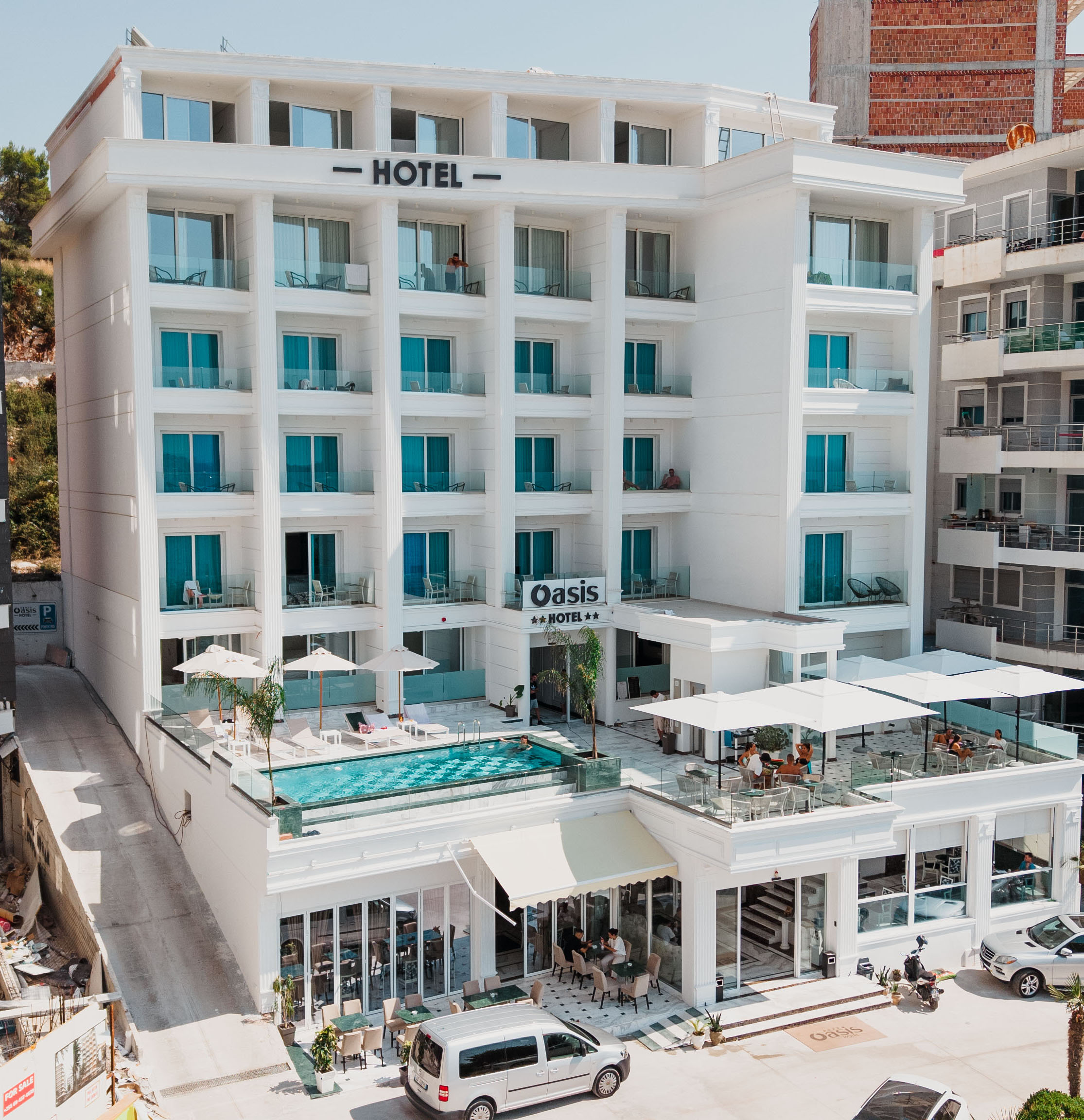 Hotel Oasis