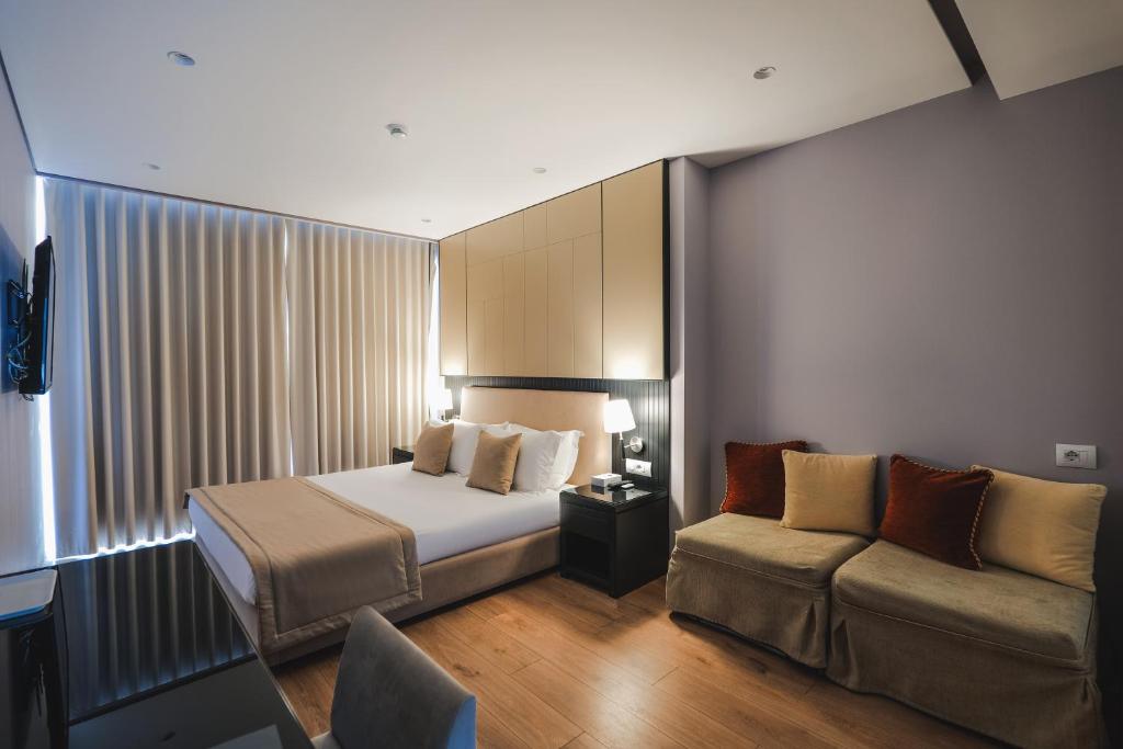 King Suite with Sea View